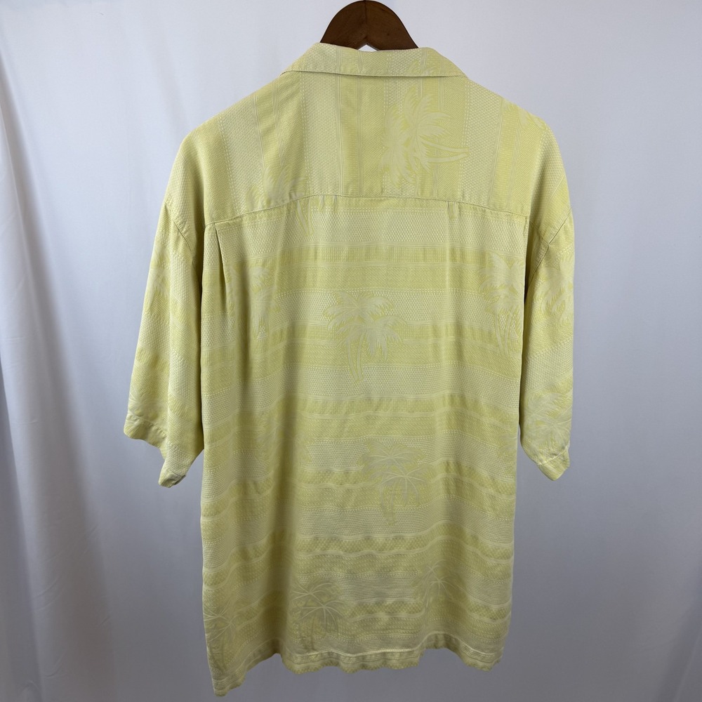 Tommy Bahama Mens‎ XL Short Sleeve 100% Silk Button-Up Yellow - Picture 3 of 5